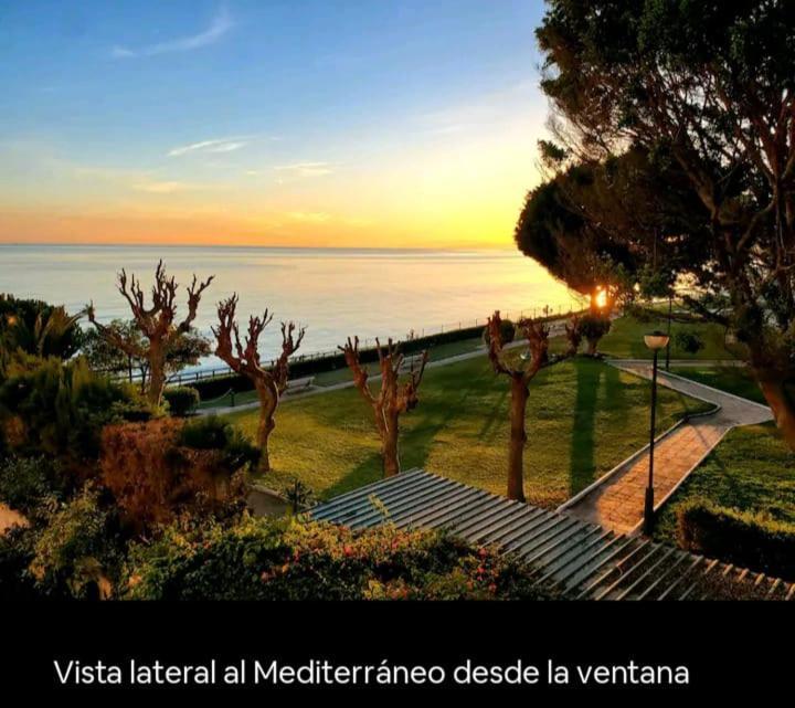 Casa Cachita 2-Confortable Estudio A Pie De Playa Estepona Exterior photo